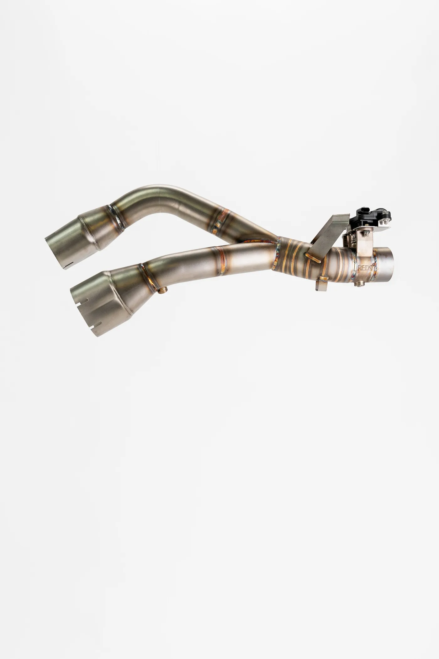 Y-pipe op maat met RED9-klep en TIG-lasnaden